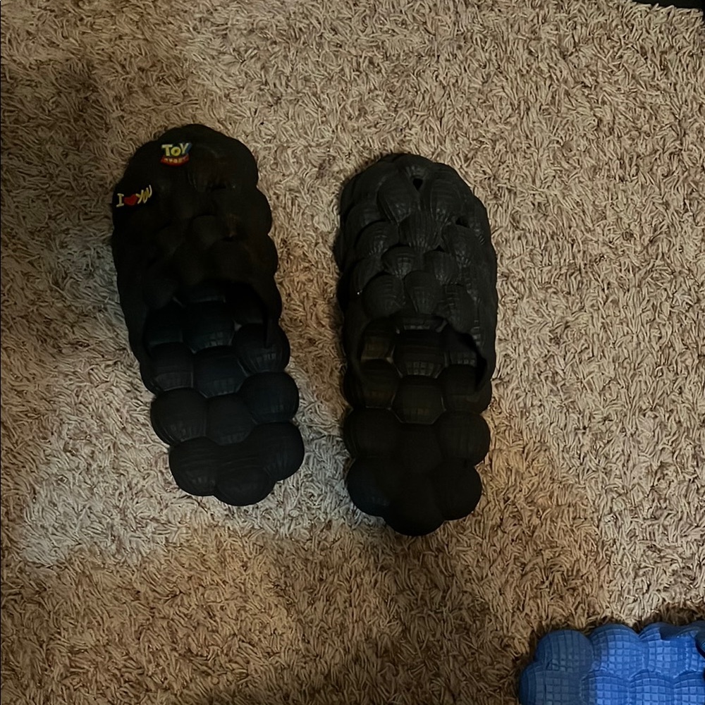 Black Textured Slide Sandals